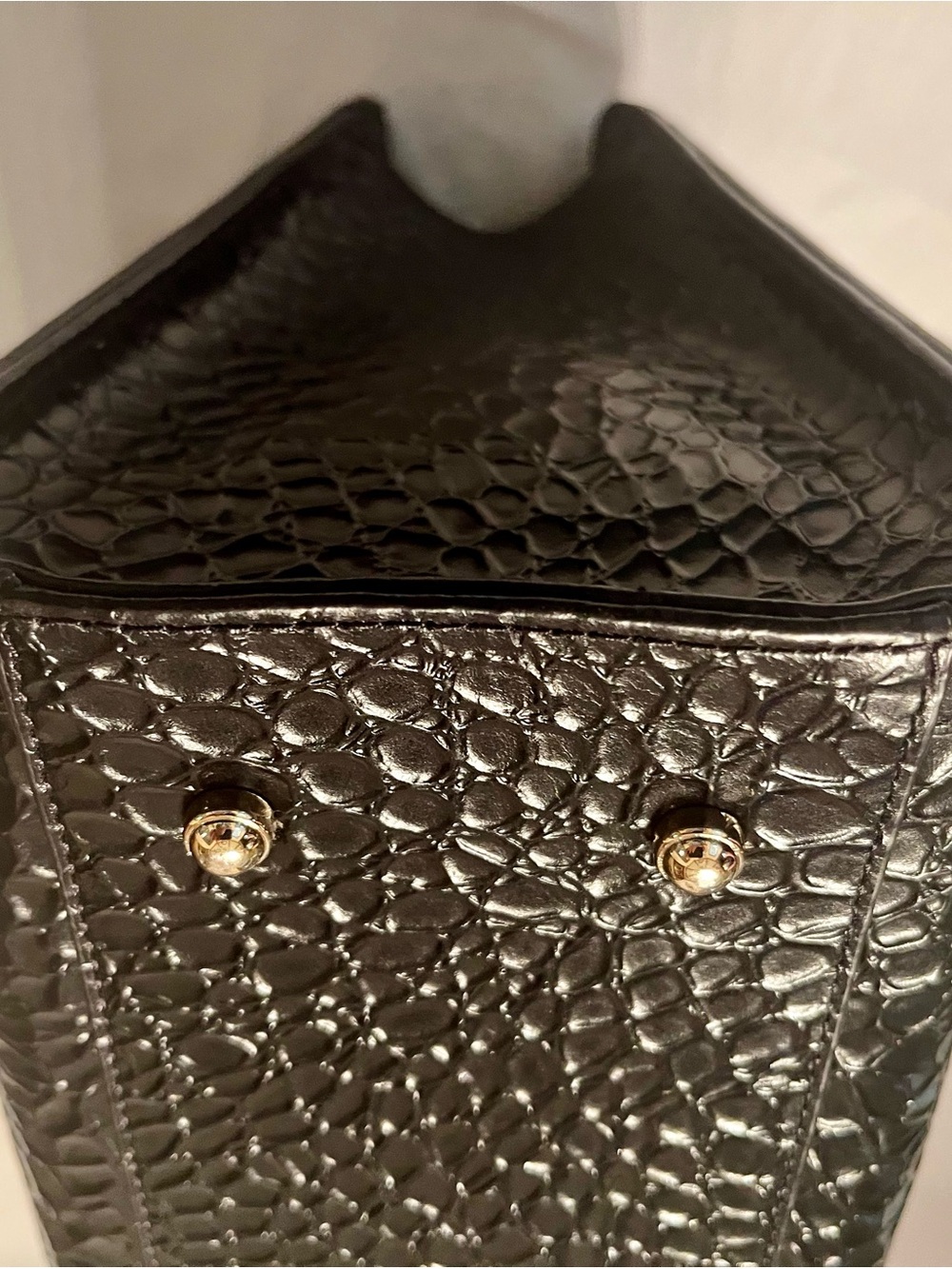 Brahmin Black Cami Satchel with Gold Hardware EUC - Picture 6 of 12